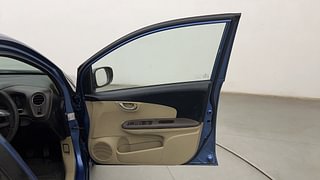 Used 2014 Honda Amaze [2013-2016] 1.2 VX i-VTEC Petrol Manual interior RIGHT FRONT DOOR OPEN VIEW