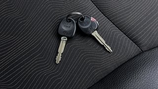 Used 2012 Hyundai Eon [2011-2018] Magna Petrol Manual extra CAR KEY VIEW