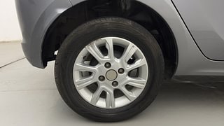 Used 2018 Tata Tiago [2016-2020] Revotron XZ Petrol Manual tyres RIGHT REAR TYRE RIM VIEW