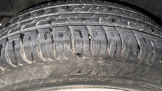 Used 2022 Maruti Suzuki Swift VXI Petrol Manual tyres RIGHT REAR TYRE TREAD VIEW