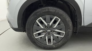 Used 2022 Hyundai Venue [2019-2022] SX 1.0  Turbo iMT Petrol Manual tyres LEFT FRONT TYRE RIM VIEW