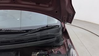 Used 2017 Hyundai Xcent [2017-2019] S AT Petrol Petrol Automatic engine ENGINE LEFT SIDE HINGE & APRON VIEW