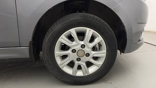 Used 2018 Tata Tiago [2016-2020] Revotron XZ Petrol Manual tyres RIGHT FRONT TYRE RIM VIEW