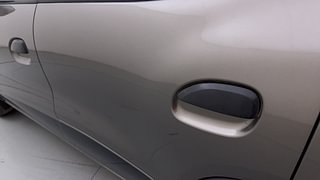 Used 2015 Renault Kwid [2015-2019] RXT Petrol Manual dents MINOR DENT