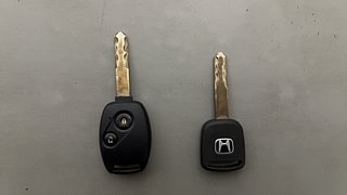 Used 2014 Honda Amaze [2013-2016] 1.2 VX i-VTEC Petrol Manual extra CAR KEY VIEW