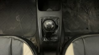 Used 2015 Hyundai Eon [2011-2018] Magna + 1.0 Petrol Manual interior GEAR  KNOB VIEW