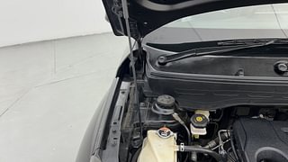 Used 2022 Hyundai Venue S (O) 1.0 Turbo iMT Petrol Manual engine ENGINE RIGHT SIDE HINGE & APRON VIEW
