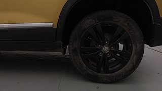 Used 2020 maruti-suzuki Vitara Brezza ZDi Plus Dual Tone AGS Diesel Automatic tyres LEFT REAR TYRE RIM VIEW