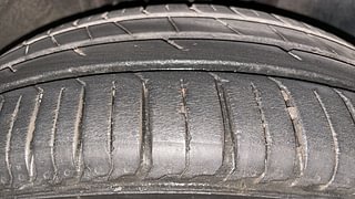 Used 2020 Renault Triber RXZ AMT Petrol Automatic tyres RIGHT FRONT TYRE TREAD VIEW