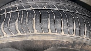 Used 2012 Hyundai Eon [2011-2018] Magna Petrol Manual tyres RIGHT FRONT TYRE TREAD VIEW