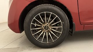 Used 2015 Hyundai Eon [2011-2018] Magna + 1.0 Petrol Manual tyres LEFT FRONT TYRE RIM VIEW