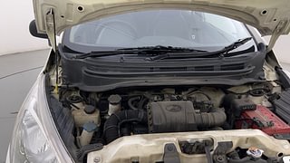 Used 2012 Hyundai Eon [2011-2018] Magna Petrol Manual engine ENGINE RIGHT SIDE HINGE & APRON VIEW