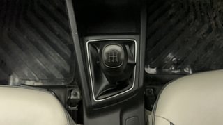 Used 2020 Hyundai Elite i20 [2018-2020] Sportz Plus 1.2 Petrol Manual interior GEAR  KNOB VIEW