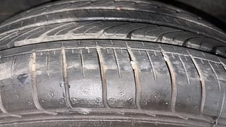 Used 2021 Hyundai Venue [2019-2022] S+ 1.2 Petrol Manual tyres RIGHT REAR TYRE TREAD VIEW
