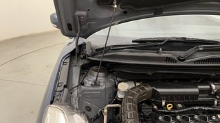 Used 2016 Maruti Suzuki Baleno [2015-2019] Zeta Petrol Petrol Manual engine ENGINE RIGHT SIDE HINGE & APRON VIEW