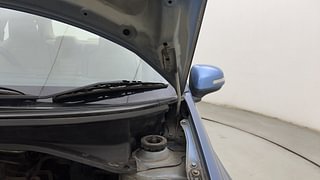 Used 2014 Honda Amaze [2013-2016] 1.2 VX i-VTEC Petrol Manual engine ENGINE LEFT SIDE HINGE & APRON VIEW