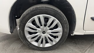 Used 2015 Maruti Suzuki Wagon R 1.0 [2010-2019] VXi Petrol Manual tyres LEFT FRONT TYRE RIM VIEW
