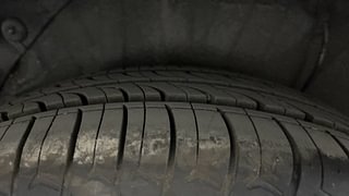 Used 2014 Hyundai i20 [2012-2014] Sportz 1.4 CRDI Diesel Manual tyres RIGHT REAR TYRE TREAD VIEW