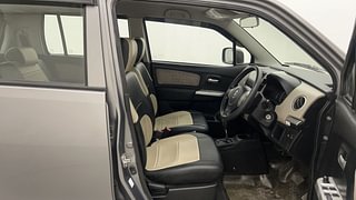 Used 2016 Maruti Suzuki Wagon R 1.0 [2015-2019] VXI AMT Petrol Automatic interior RIGHT SIDE FRONT DOOR CABIN VIEW