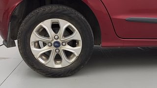 Used 2018 Ford Figo [2015-2019] Titanium 1.5 Ti-VCT AT Petrol Automatic tyres RIGHT REAR TYRE RIM VIEW
