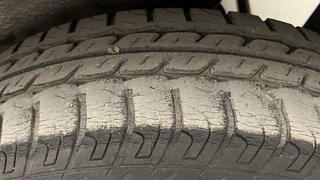 Used 2016 Maruti Suzuki Wagon R 1.0 [2015-2019] VXI AMT Petrol Automatic tyres LEFT REAR TYRE TREAD VIEW