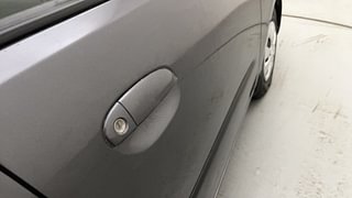 Used 2013 Hyundai i10 magna 1.1 Petrol Manual dents MINOR DENT
