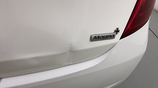 Used 2012 Hyundai Eon [2011-2018] Magna Petrol Manual dents MINOR SCRATCH
