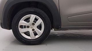 Used 2017 Renault Kwid [2015-2019] RXT Petrol Manual tyres LEFT FRONT TYRE RIM VIEW