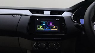 Used 2020 Renault Triber RXZ AMT Petrol Automatic interior MUSIC SYSTEM & AC CONTROL VIEW