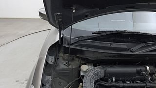 Used 2022 Maruti Suzuki Swift VXI Petrol Manual engine ENGINE RIGHT SIDE HINGE & APRON VIEW