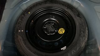 Used 2016 Maruti Suzuki Baleno [2015-2019] Zeta Petrol Petrol Manual tyres SPARE TYRE VIEW
