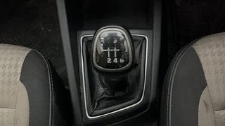 Used 2020 Hyundai Elite i20 [2018-2020] Sportz Plus 1.4 CRDI Diesel Manual interior GEAR  KNOB VIEW