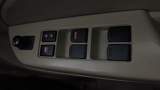 Used 2013 Maruti Suzuki Swift Dzire VXI Petrol Manual top_features Power windows