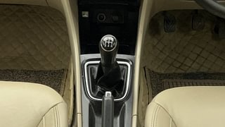 Used 2021 Maruti Suzuki Ciaz Alpha Petrol Petrol Manual interior GEAR  KNOB VIEW