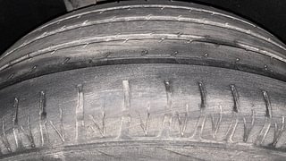 Used 2020 maruti-suzuki Vitara Brezza ZDi Plus Dual Tone AGS Diesel Automatic tyres RIGHT REAR TYRE TREAD VIEW