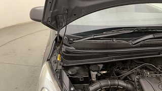 Used 2013 Hyundai i10 magna 1.1 Petrol Manual engine ENGINE RIGHT SIDE HINGE & APRON VIEW