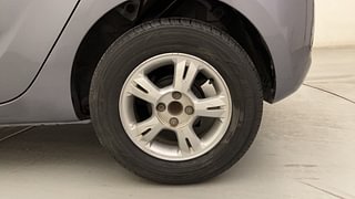 Used 2011 Hyundai i20 [2008-2012] Sportz 1.2 Petrol Manual tyres LEFT REAR TYRE RIM VIEW