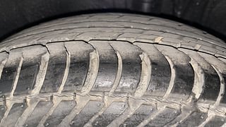 Used 2012 Nissan Sunny [2011-2014] XE Petrol Manual tyres LEFT REAR TYRE TREAD VIEW