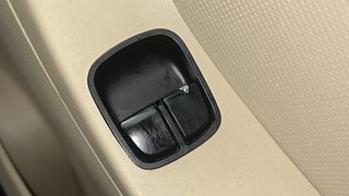 Used 2018 Hyundai Eon [2011-2018] Era + (O) Petrol Manual top_features Power windows