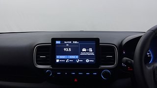Used 2021 Hyundai Venue [2019-2022] S+ 1.2 Petrol Manual top_features Integrated (in-dash) music system