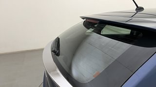 Used 2016 Maruti Suzuki Baleno [2015-2019] Zeta Petrol Petrol Manual top_features Rear defogger