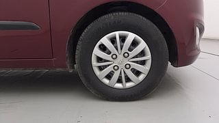 Used 2014 hyundai i10 Sportz 1.1 Petrol Petrol Manual tyres RIGHT FRONT TYRE RIM VIEW