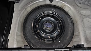 Used 2022 Maruti Suzuki Swift VXI Petrol Manual tyres SPARE TYRE VIEW