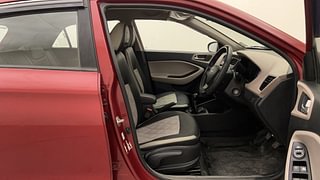Used 2019 Hyundai Elite i20 [2018-2020] Sportz Plus 1.2 Petrol Manual interior RIGHT SIDE FRONT DOOR CABIN VIEW