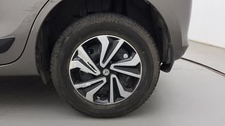 Used 2022 Maruti Suzuki Swift VXI Petrol Manual tyres LEFT REAR TYRE RIM VIEW