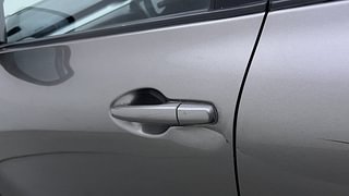 Used 2022 Maruti Suzuki Swift VXI Petrol Manual dents MINOR DENT