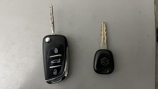 Used 2014 Maruti Suzuki Alto 800 [2012-2016] Lxi Petrol Manual extra CAR KEY VIEW