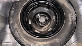 Used 2017 Renault Kwid [2015-2019] RXT Petrol Manual tyres SPARE TYRE VIEW