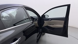 Used 2019 Hyundai Verna [2017-2020] 1.6 CRDI SX (O) AT Diesel Automatic interior RIGHT FRONT DOOR OPEN VIEW
