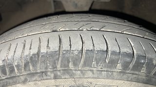 Used 2012 Hyundai i10 Sportz 1.2 Kappa2 Petrol Manual tyres LEFT FRONT TYRE TREAD VIEW